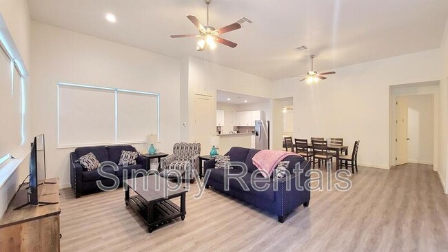 Foto del edificio - 1711 Sycamore St