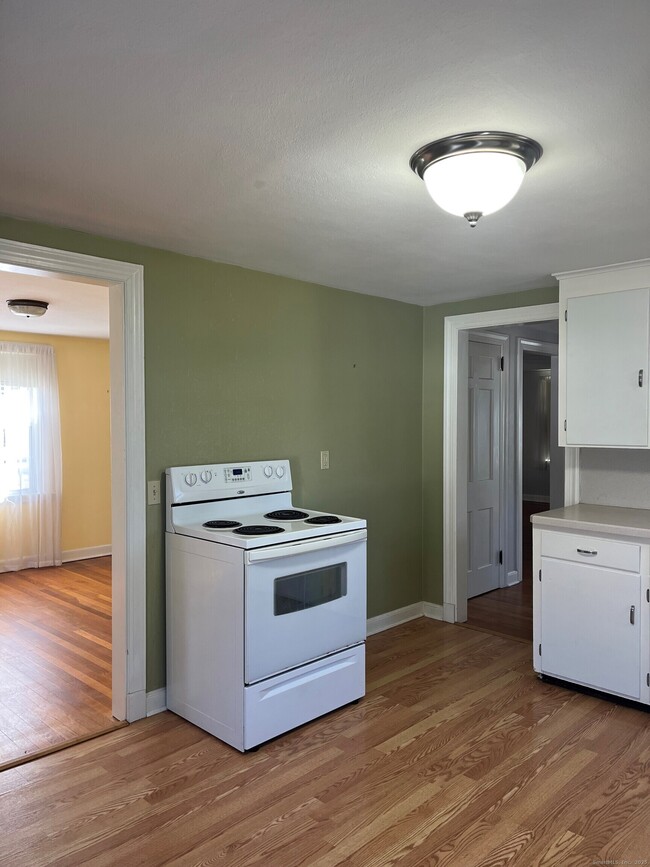 Building Photo - 383 Wells Rd