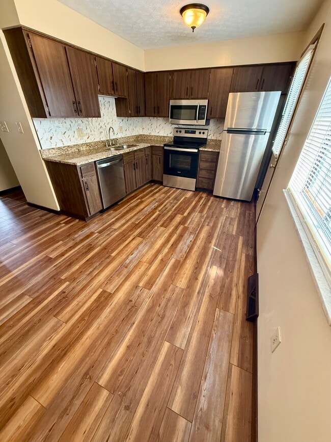Building Photo - 3178 Cedar Grove Pl S