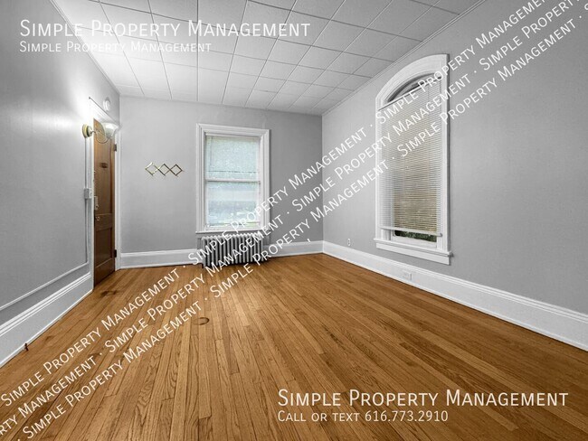 Foto del edificio - 331 Crescent St NE