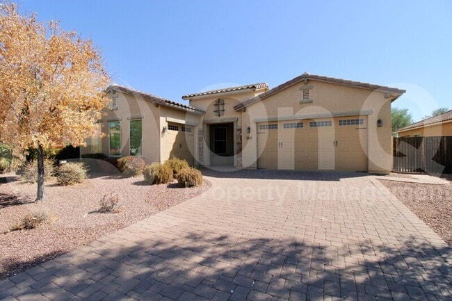 Building Photo - 7469 W Remuda Dr