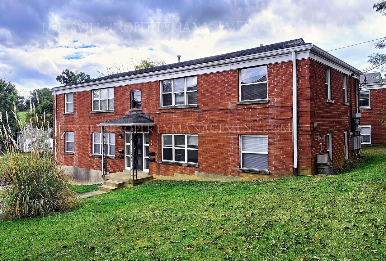 1429 Nightingale Rd Unit 3, Louisville, KY 40213 Room for Rent in