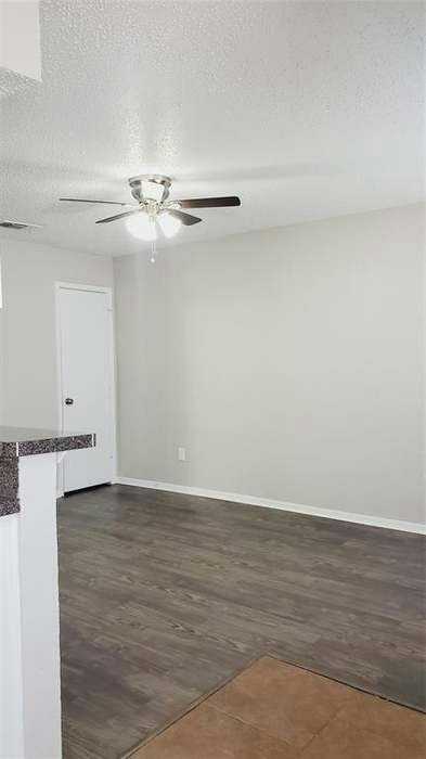 Building Photo - 209 Roberts Cir