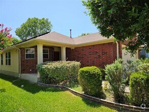 Building Photo - 5605 Bentsen Ln