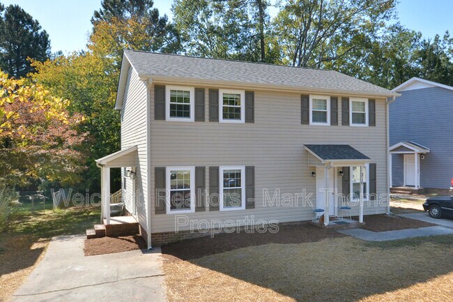 Foto del edificio - 210 Bridgefield Pl
