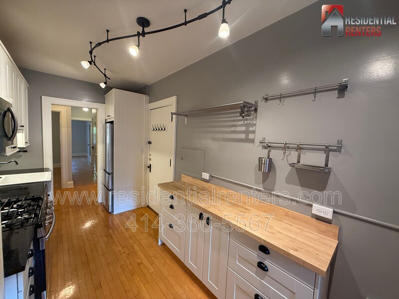 Foto principal - 1924 N Prospect Ave