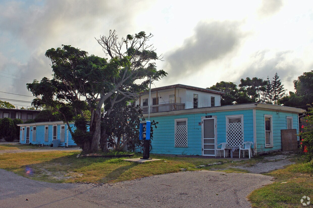 Foto del edificio - 1100-1-1100-8 Preston St