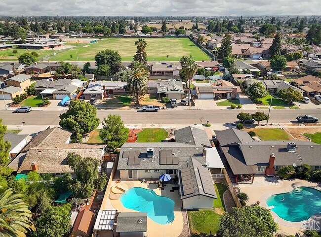 Foto del edificio - 1807 E Sonora Ave