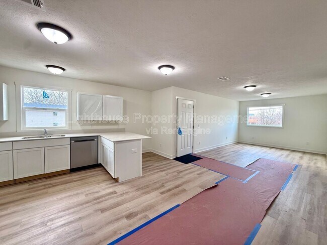 Foto del edificio - 313 Orchard Ave