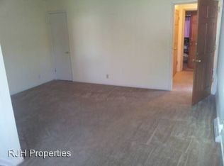 Building Photo - 6308 W Carmen Ave