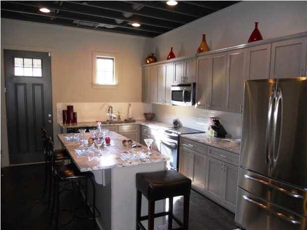 Building Photo - 302 Barristers Ct