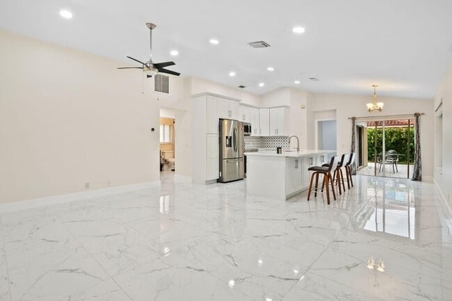Photo - 4498 Dogwood Cir (Weston, FL) House