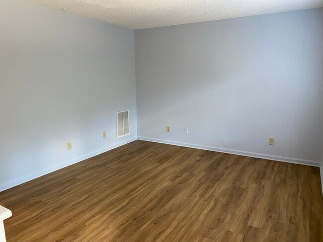 Foto del edificio - 4036-103 Greenleaf