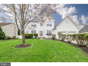 Building Photo - 9 Buttonwood Dr