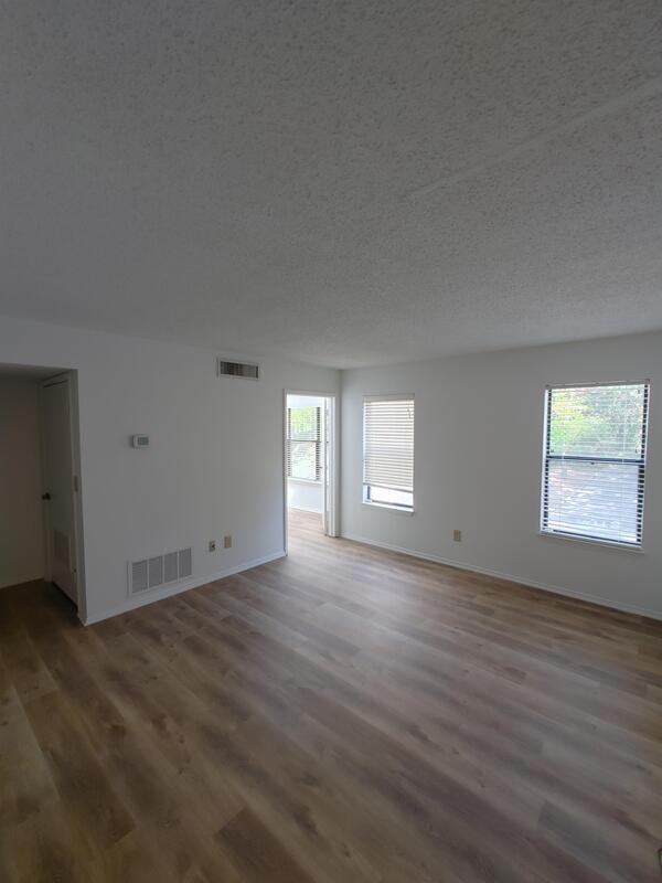 Building Photo - 1310 Old Hammond Chase