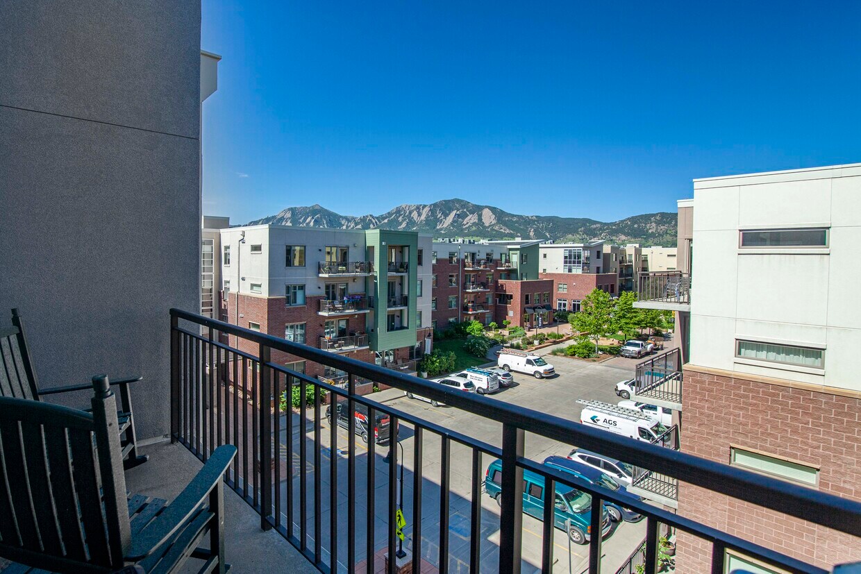 3701 Arapahoe Ave Unit 414, Boulder, CO 80303 Condo for Rent in