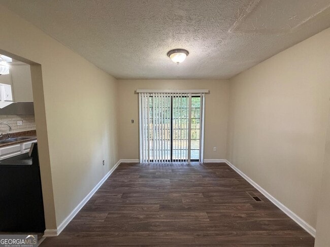 Building Photo - 4682 Big Valley Ct