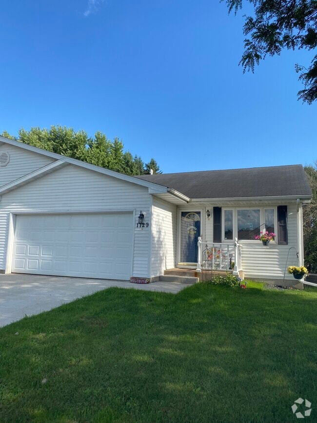 Building Photo - 1129 Glenn Pl