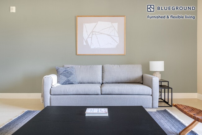 Building Photo - 3585 Agate Dr