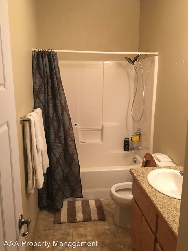 Foto del edificio - 5148 Aster Ln