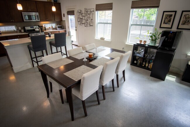 Foto del edificio - 1000 Taulbee Ln