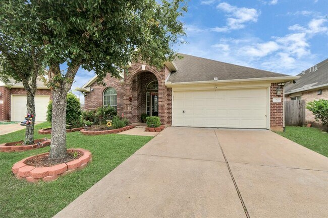 Foto del edificio - 2103 Breezeway Ln