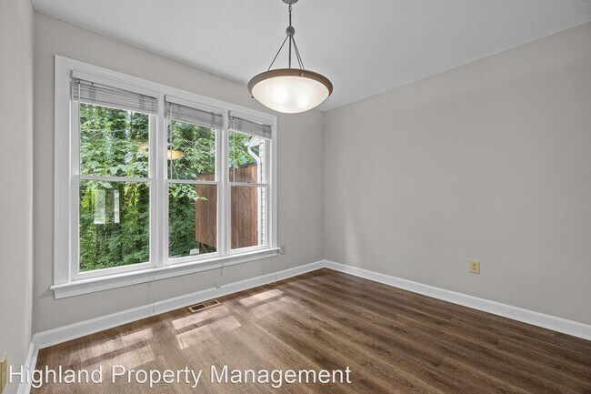 Building Photo - 2 br, 2.5 bath House - 101 Kingsley Woods Dr.