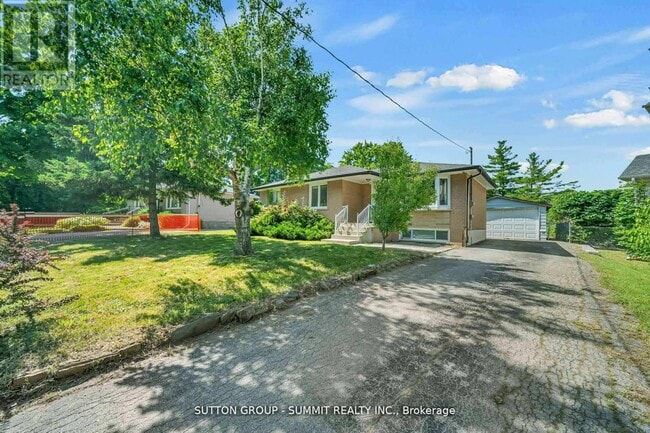 Building Photo - 465 Seaton Dr