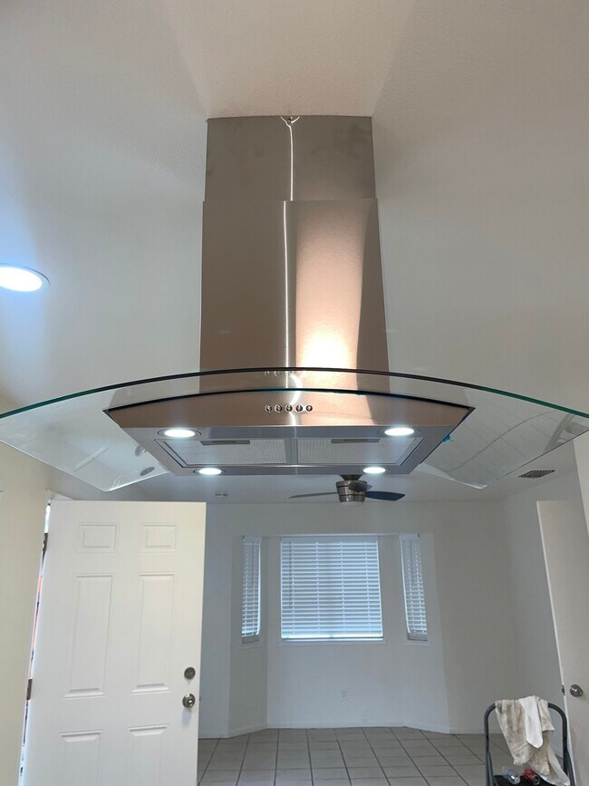 Foto del edificio - 5443 W Santa Ana Ave
