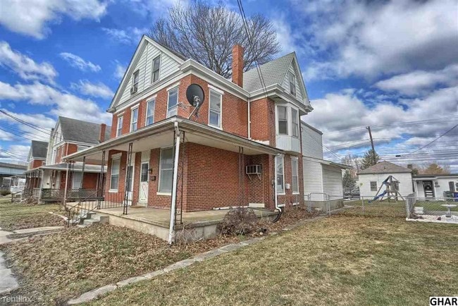 Building Photo - 12 Hummel Ave