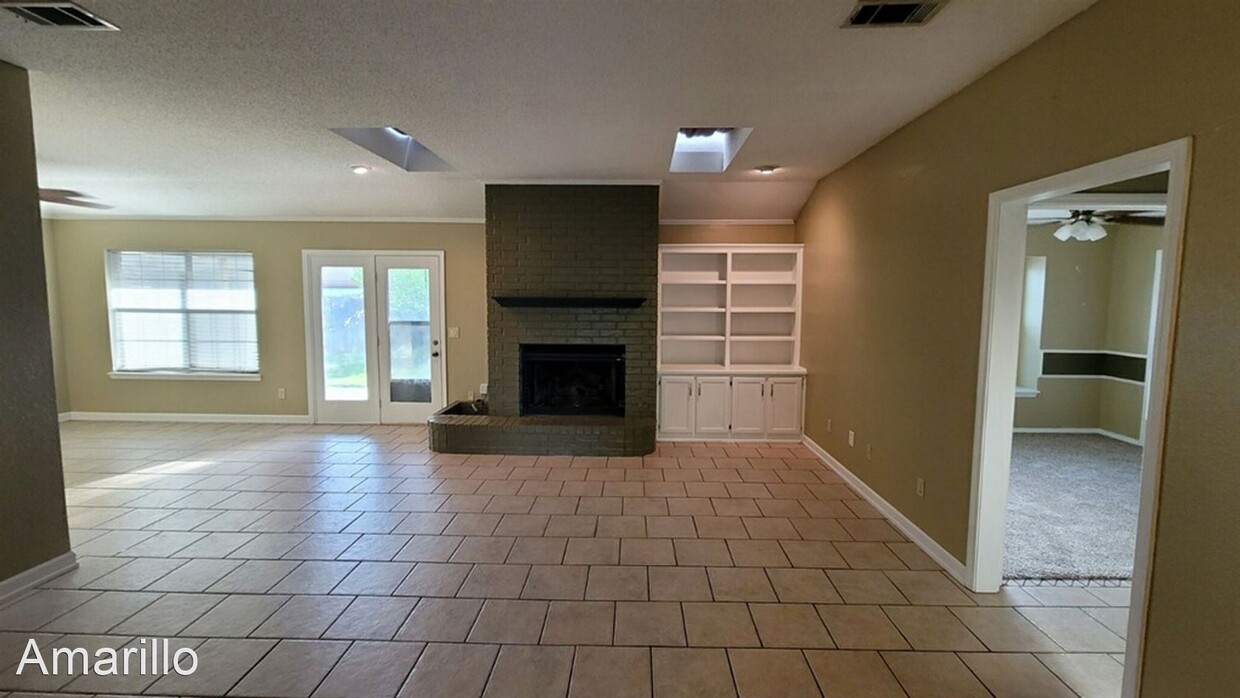 Primary Photo - 3 br, 2 bath House - 6914 Manor Circle