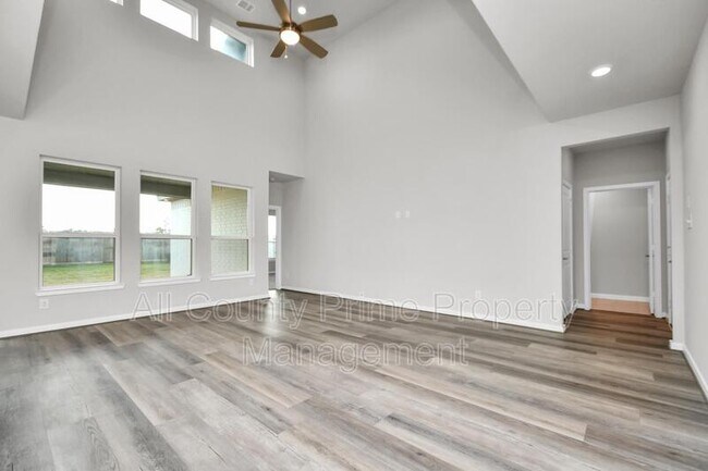 Building Photo - 1218 Raburn Run Ln