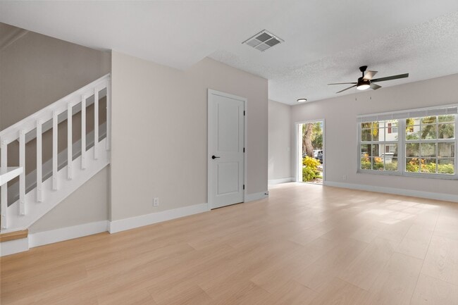 Building Photo - 149 SW 96th Terrace