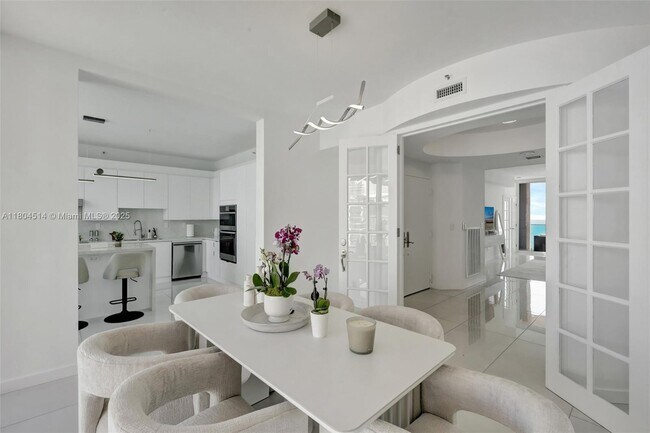 Foto del edificio - 300 South Pointe Dr