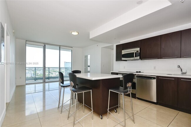 Foto del edificio - 90 SW 3rd St