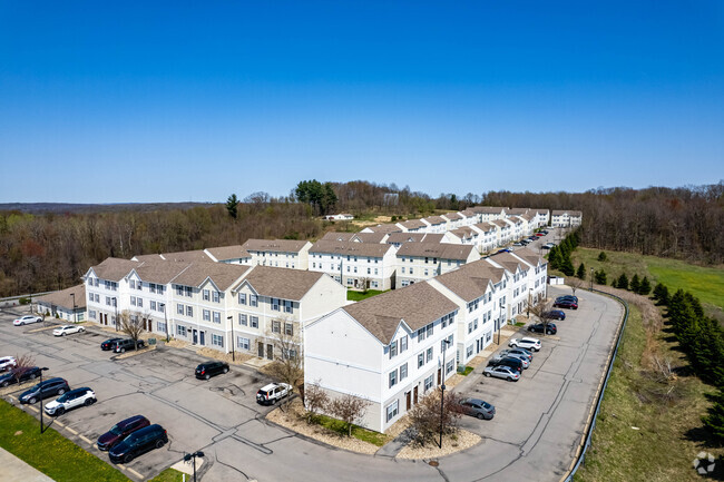 Building Photo - The Heights at Slippery Rock