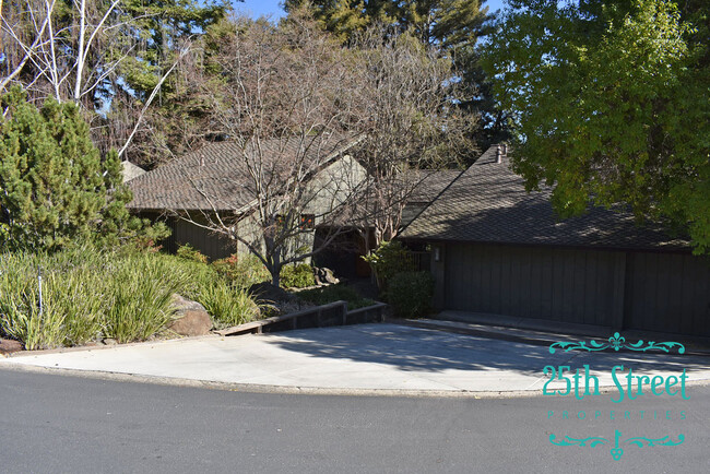 Foto del edificio - 90 Covered Bridge Rd