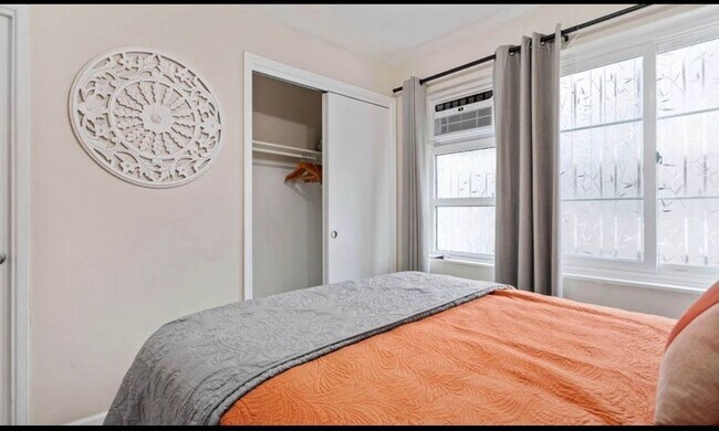 Foto del edificio - Fully Furnished Pet Friendly  Waikiki 1-Bedroom Condo Near Ala Moana