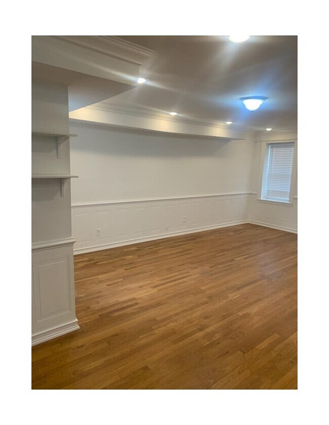 Building Photo - 4013 Haverford Ave