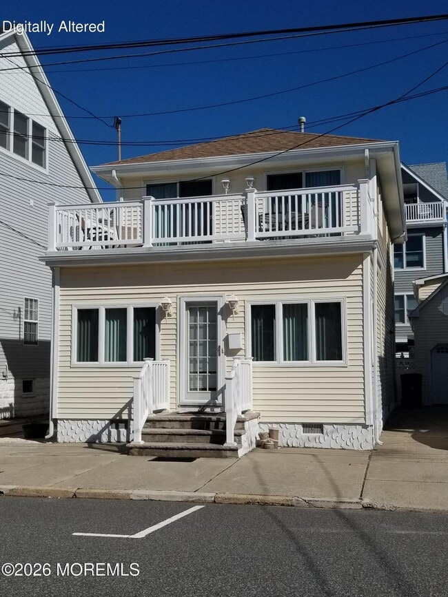 Building Photo - 26 Harding Ave
