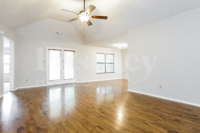 Foto del edificio - 2320 Sundrop Ct