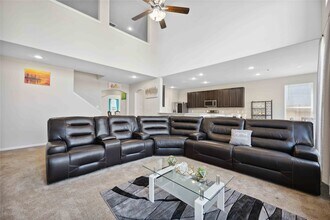Building Photo - 4611 Hronas Dr