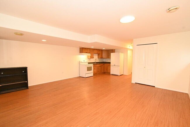 Building Photo - 2 bedroom in Prince George BC V2L 2L9