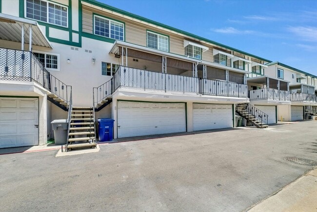 Building Photo - 4984 Argyle Dr