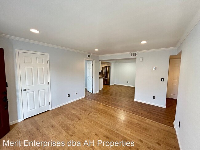 Foto del edificio - 2 br, 1 bath House - 818 S WESTWOOD  APT 112