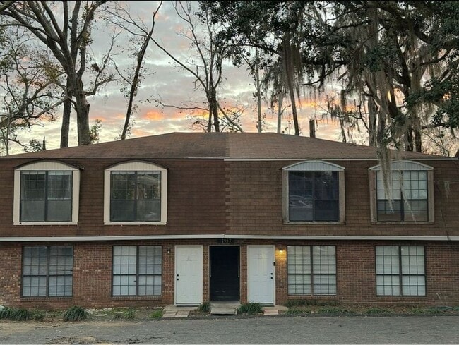 Building Photo - 1957 Darryl Dr