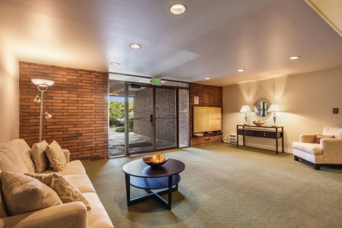 Building Photo - Harbor Park Condominiums - 2 bedrooms