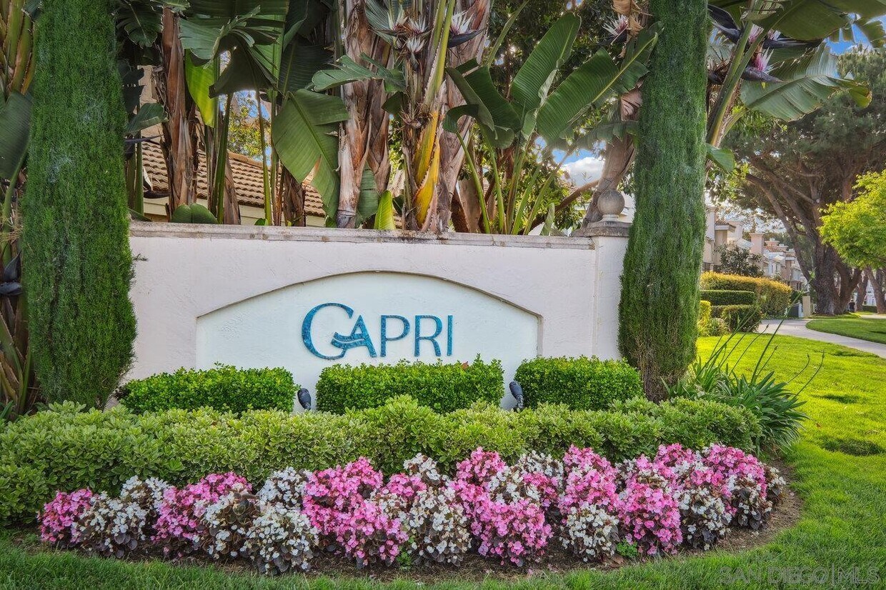 Foto principal - 7254 Shoreline Dr