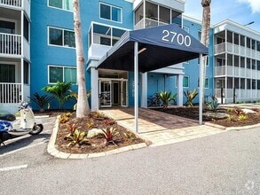 Building Photo - 2700 Coconut Bay Ln