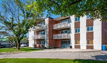 Building Photo - Garden Court Apartments